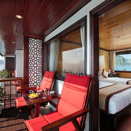Garden Bay Luxury Cruise Hotel Ha Long Bagian luar foto