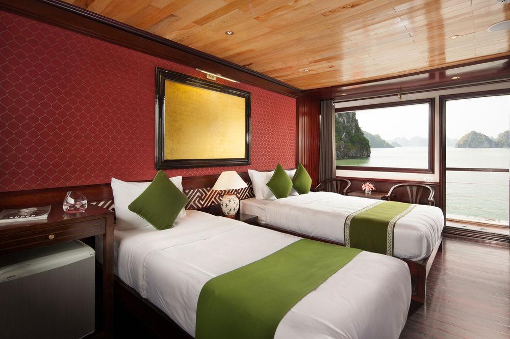Garden Bay Luxury Cruise Hotel Ha Long Bagian luar foto