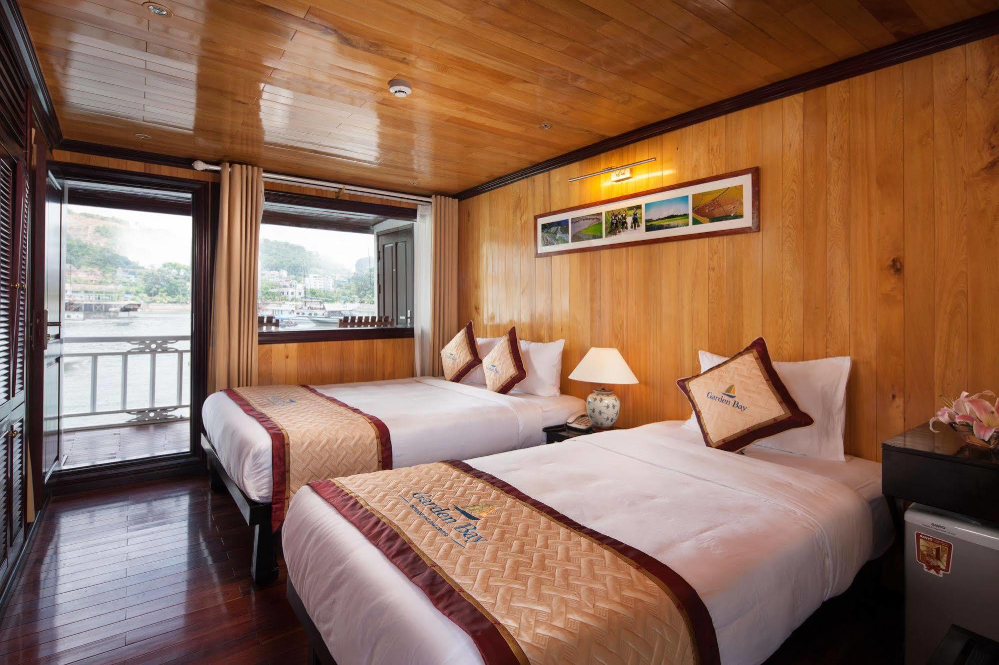 Garden Bay Luxury Cruise Hotel Ha Long Bagian luar foto