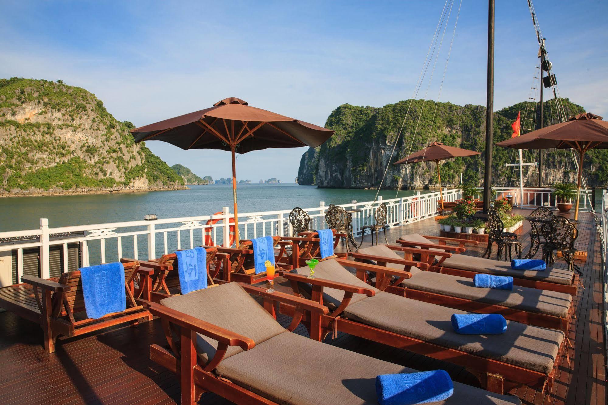 Garden Bay Luxury Cruise Hotel Ha Long Bagian luar foto